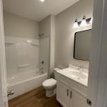 Blaine Graham - 516 - Bathroom