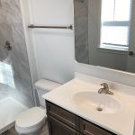 Hamilton Woodstock - Bathroom