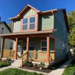 Hamilton Woodstock - Front