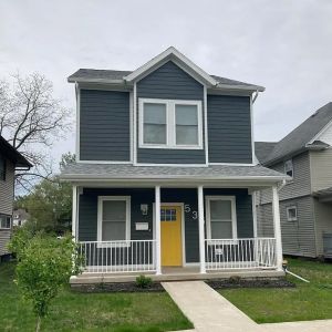 536 Blaine Avenue